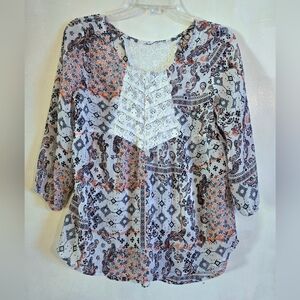 Arizona Jean Company White Blouse with Peach & Blue Print and Lace
